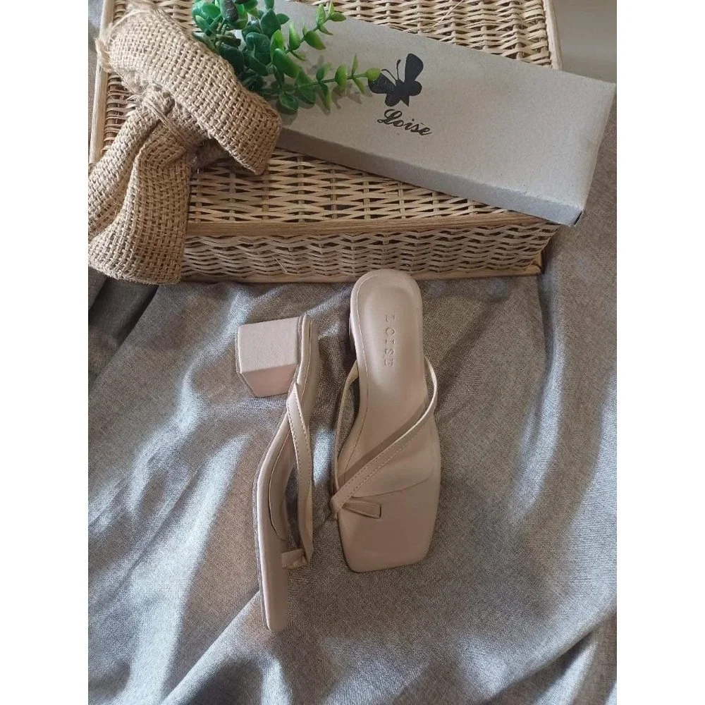 Sandals - Picture 3 of 6